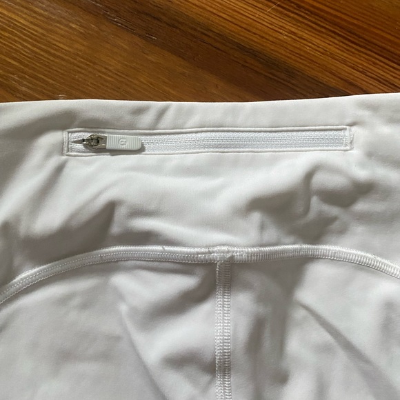 white lulu leggings - Picture 6 of 6